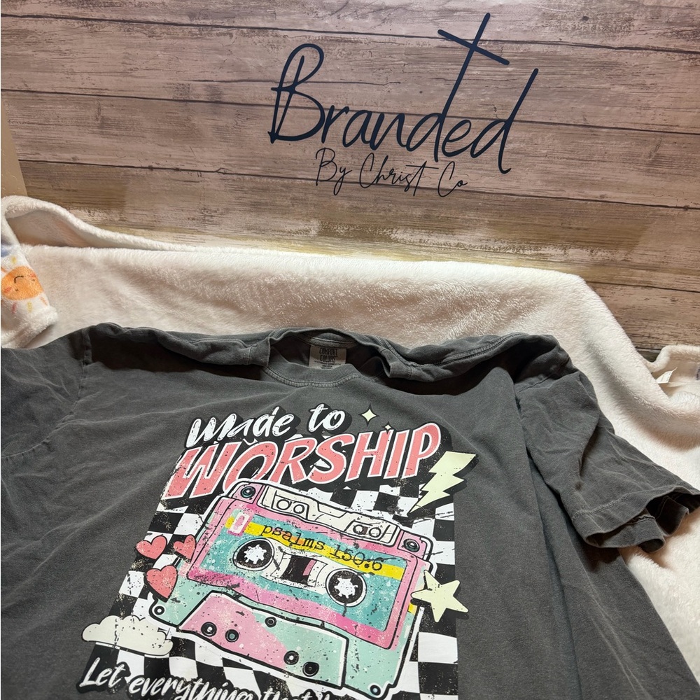 Crop Comfort Colors Graphic T-Shirt